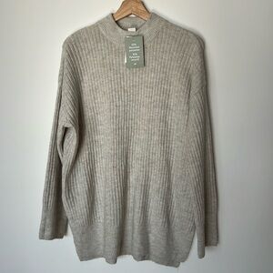 H&M | XS Oversized Crewneck Sweater